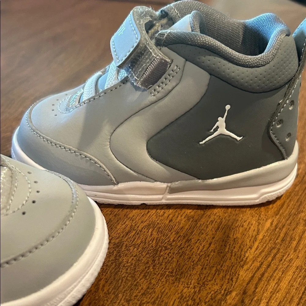 Jordan Kids Gray and White Sneakers